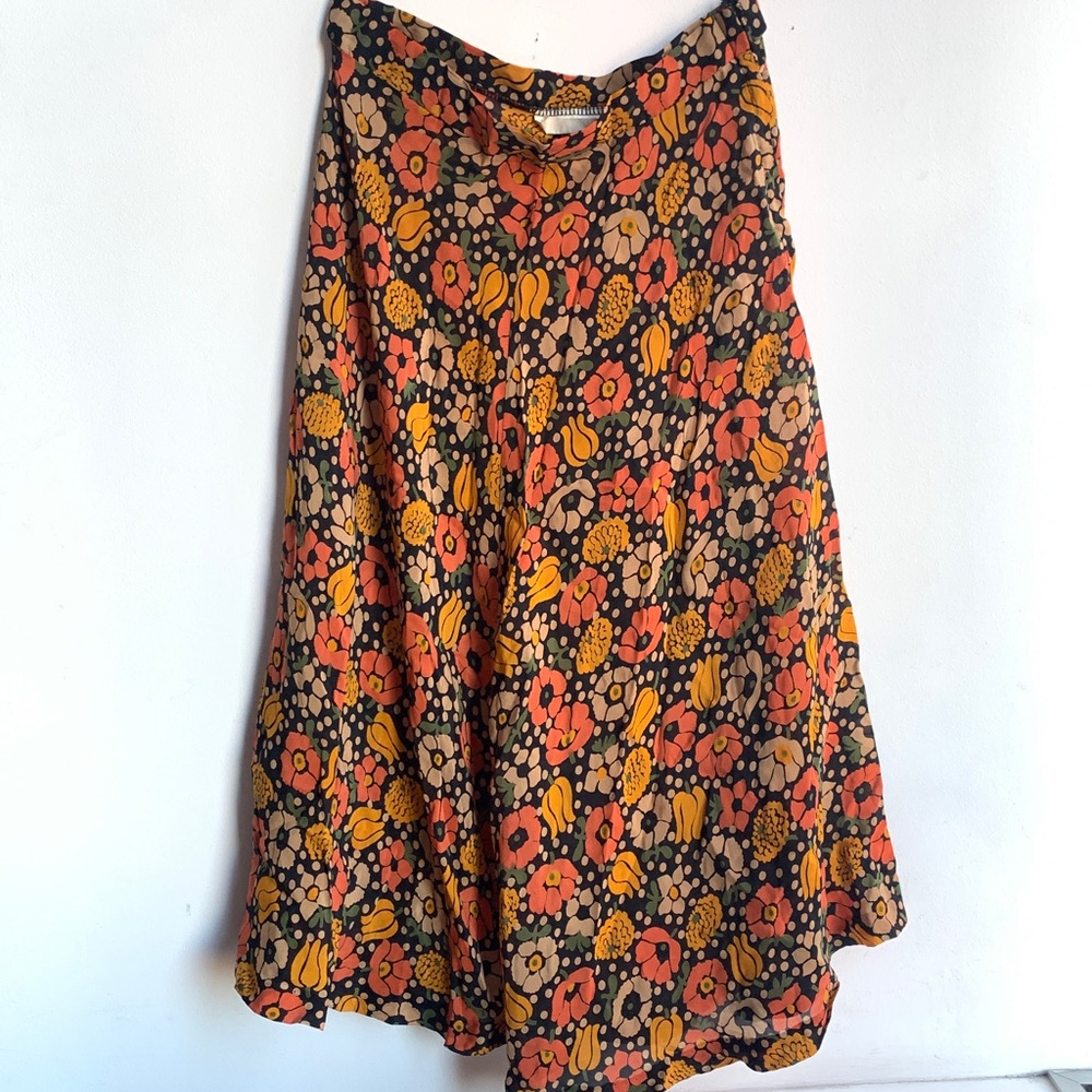 Vintage floral Silk MIDI skirt